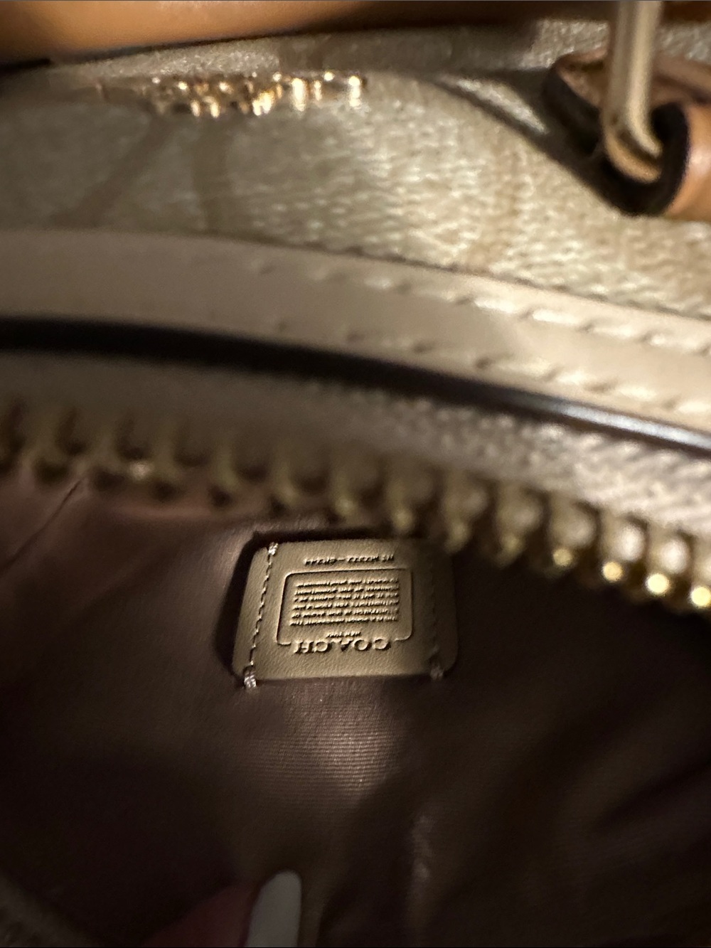 Coach Mini Please read comments - Picture 8 of 12
